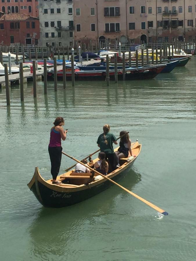 Tintoretto 1 Con Terrazza Sopra Il Tetto, 3 Bagni, 3 Grandi Camere Da Letto, Super Nuovo Venedig Eksteriør billede